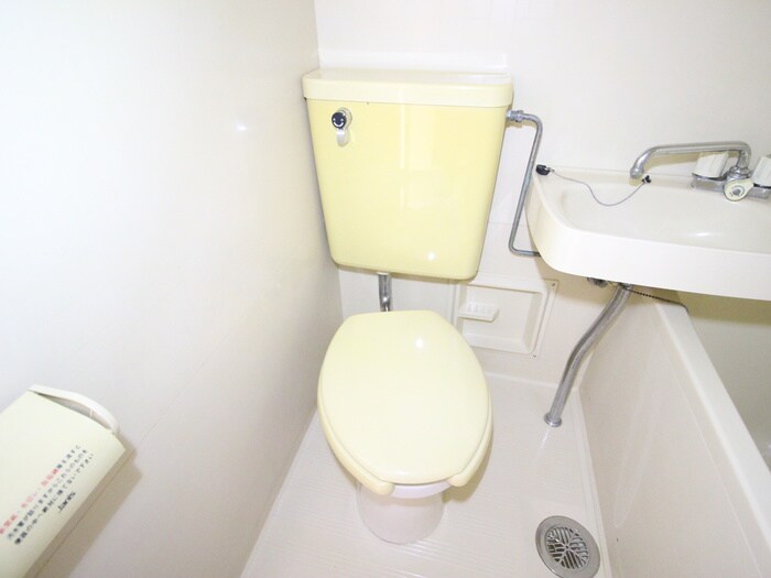 物件内観写真12　(トイレ)