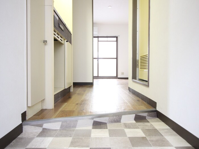 物件内観写真17　(廊下)