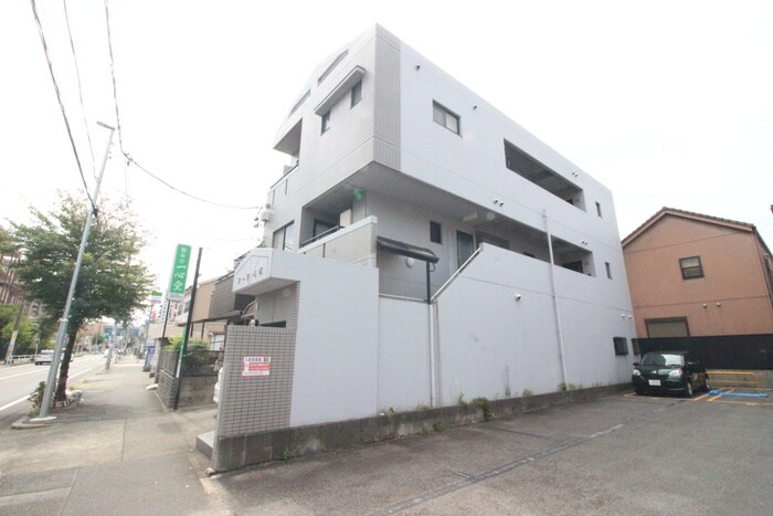 ア－ク名西の物件外観写真