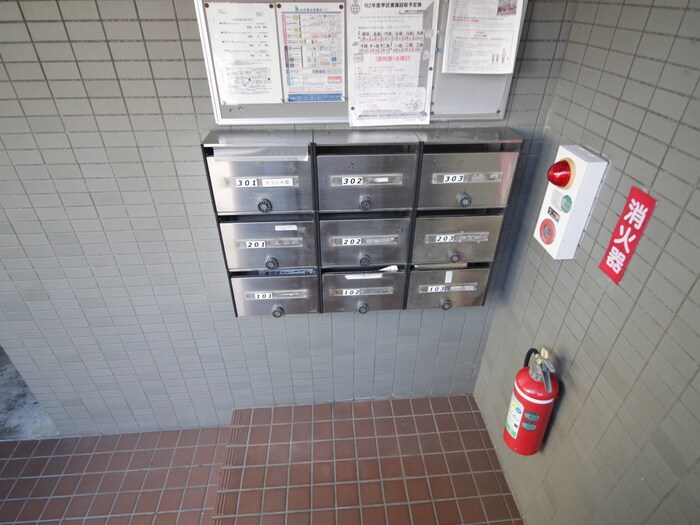 物件外観写真4　(建物設備)