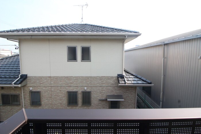 物件内観写真16　(室内からの展望)