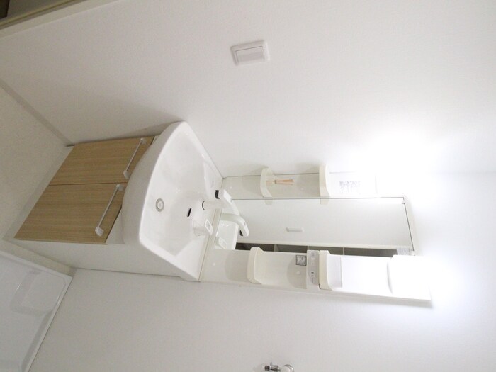 物件内観写真11　(洗面)