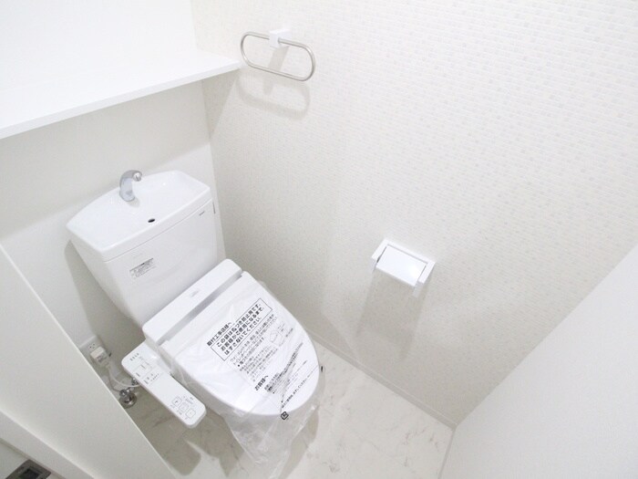 物件内観写真13　(トイレ)