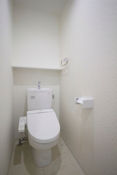 物件内観写真13　(トイレ)