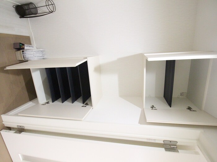 物件内観写真18　(靴箱)