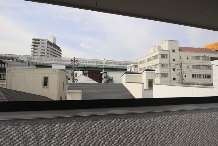 物件内観写真22　(室内からの展望)