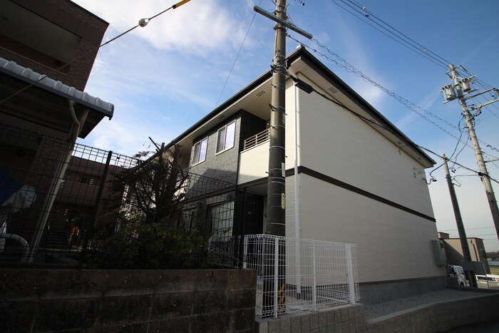 物件外観写真3　(外観写真)