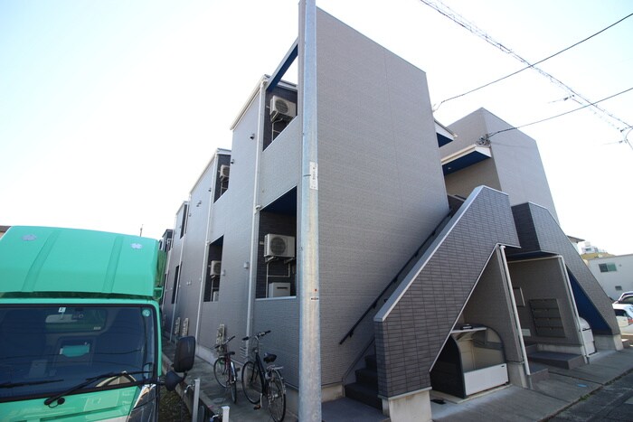 物件外観写真1　(外観写真)