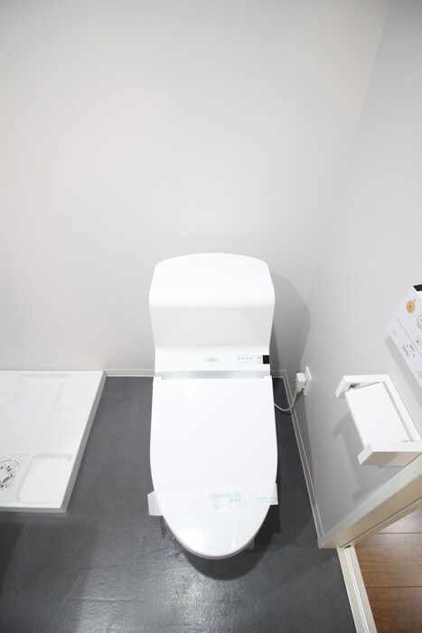 物件内観写真9　(トイレ)