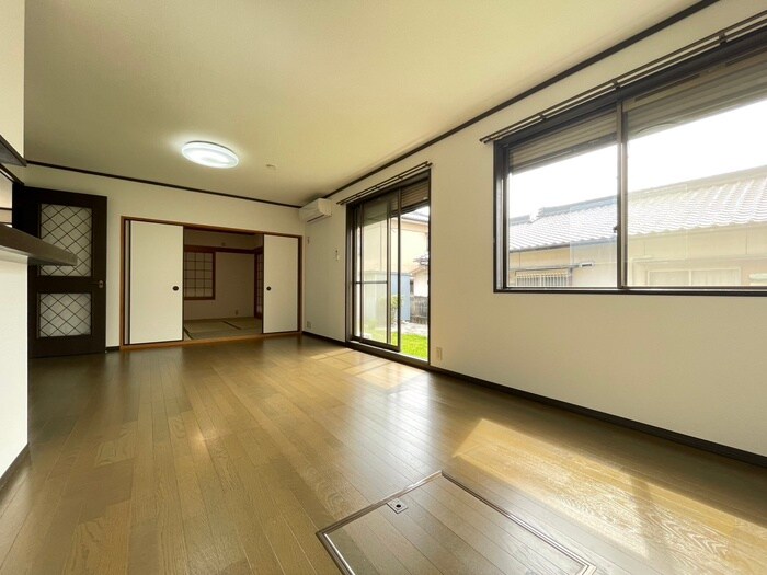 物件内観写真7　(居室)