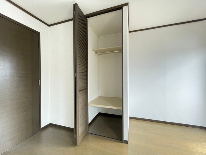 物件内観写真13　(収納)