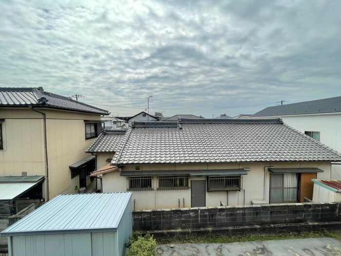 物件内観写真17　(室内からの展望)