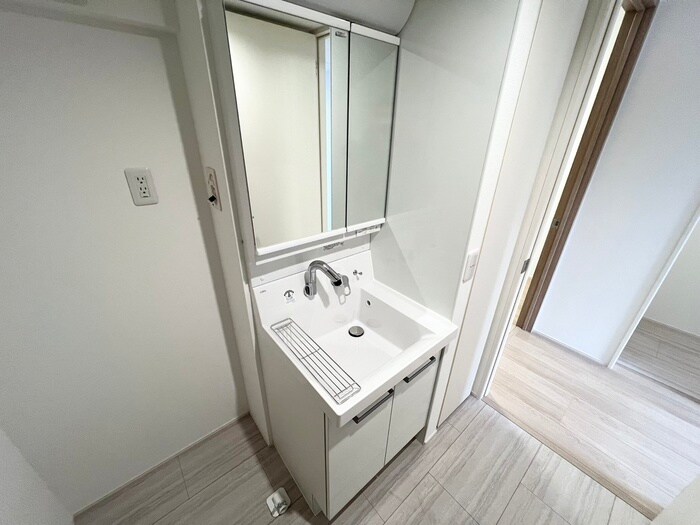 物件内観写真12　(洗面)