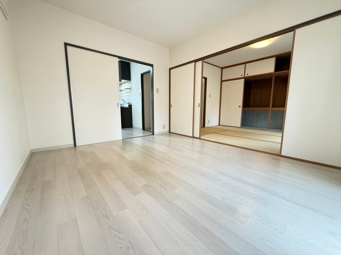 物件内観写真7　(居室)