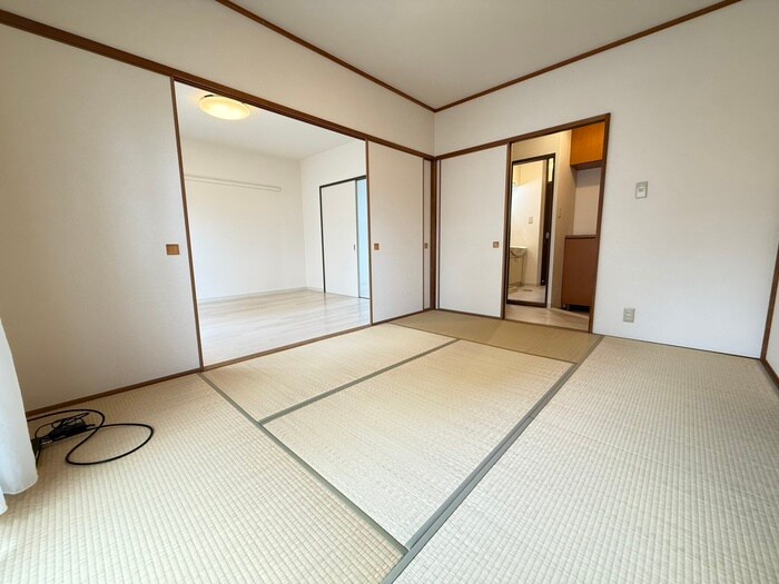 物件内観写真9　(居室)