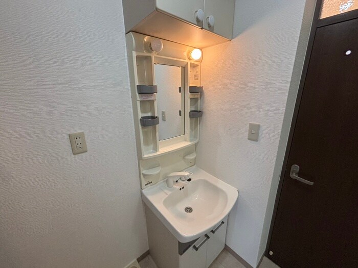 物件内観写真15　(洗面)