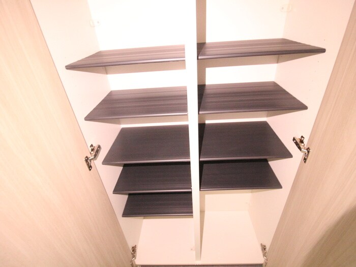 物件内観写真18　(靴箱)