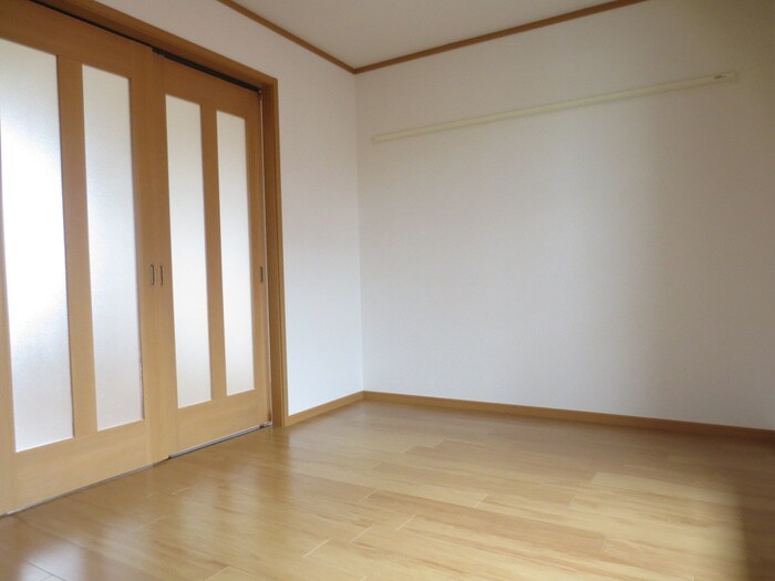 物件内観写真18　(居室)
