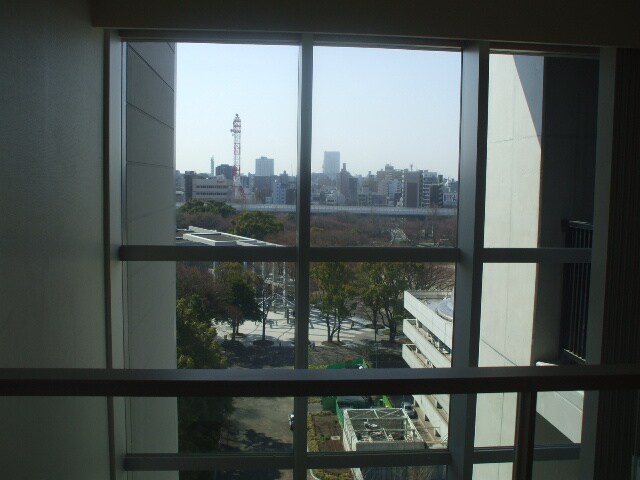 物件内観写真16　(室内からの展望)