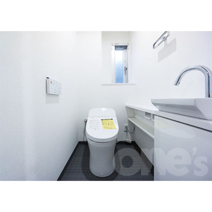 物件内観写真14　(トイレ)