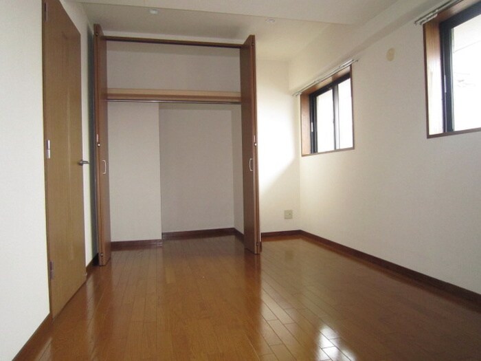 物件内観写真12　(居室)