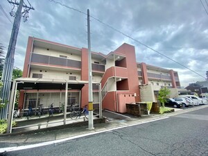 メゾントモエ外観写真