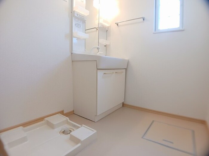 物件内観写真10　(洗面)