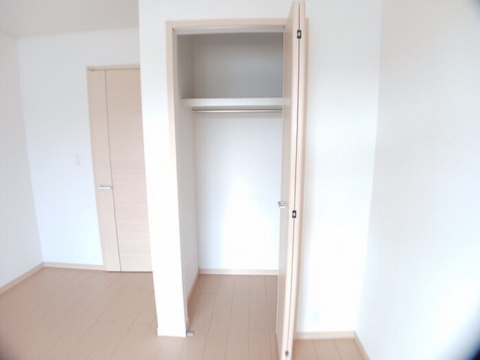 物件内観写真13　(収納)