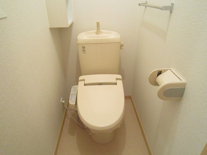 物件内観写真14　(トイレ)