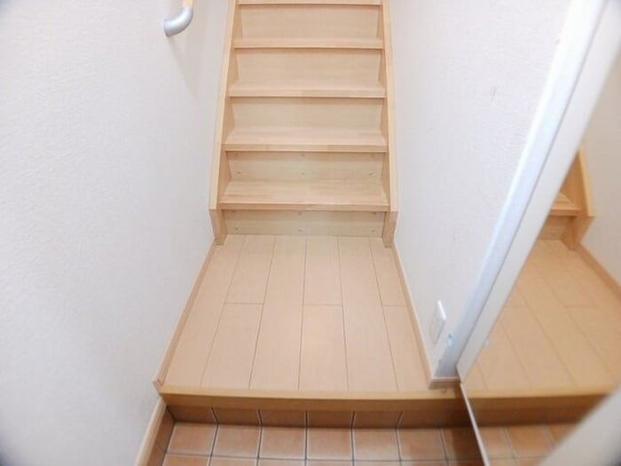 物件内観写真19　(廊下)