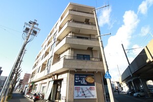 氷室エーケーマンション外観写真