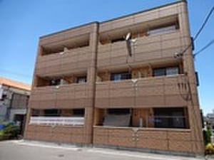 ロイヤル木の家２番館外観写真