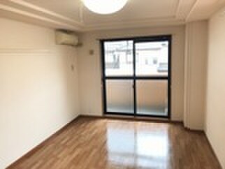 物件内観写真5　(居室)