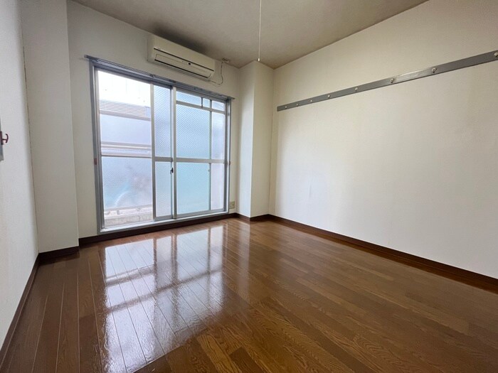 物件内観写真12　(居室)