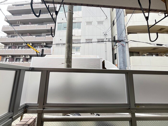 物件内観写真20　(室内からの展望)