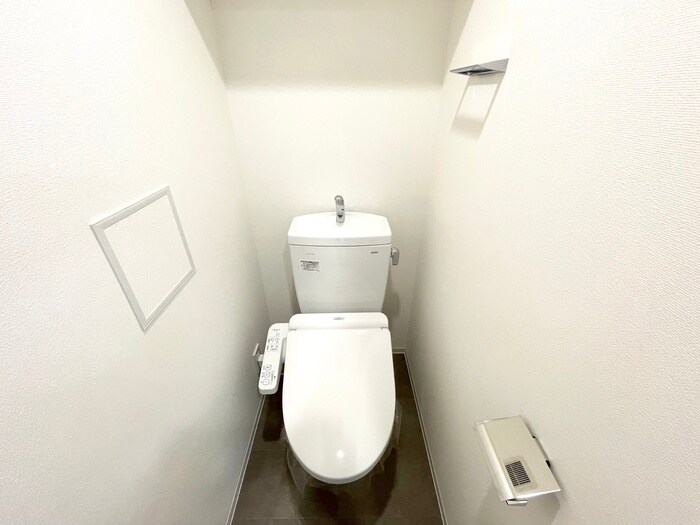 物件内観写真15　(トイレ)