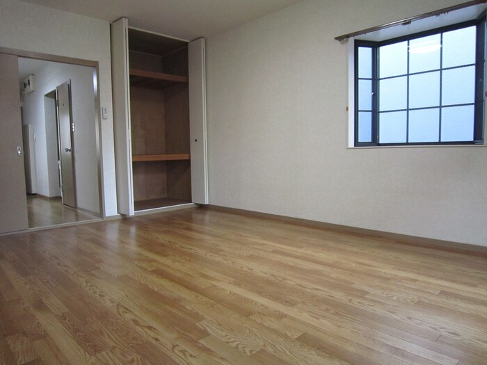 物件内観写真22　(居室)