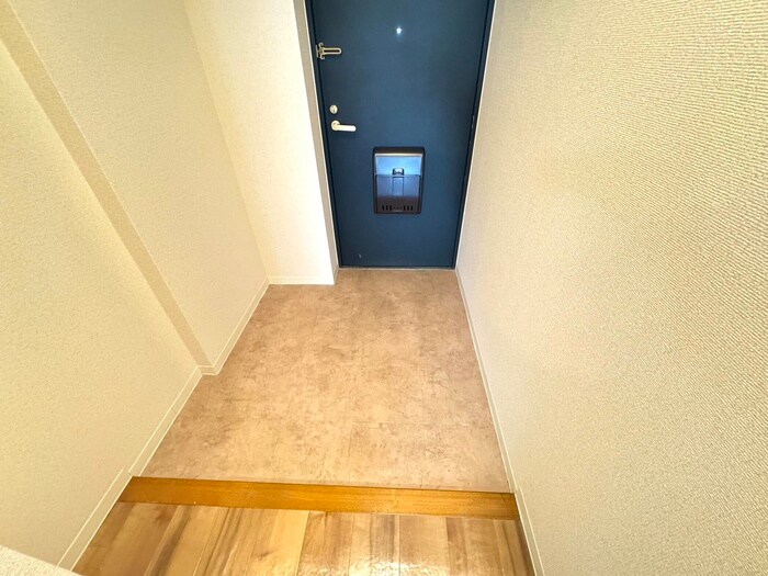 物件内観写真15　(玄関)