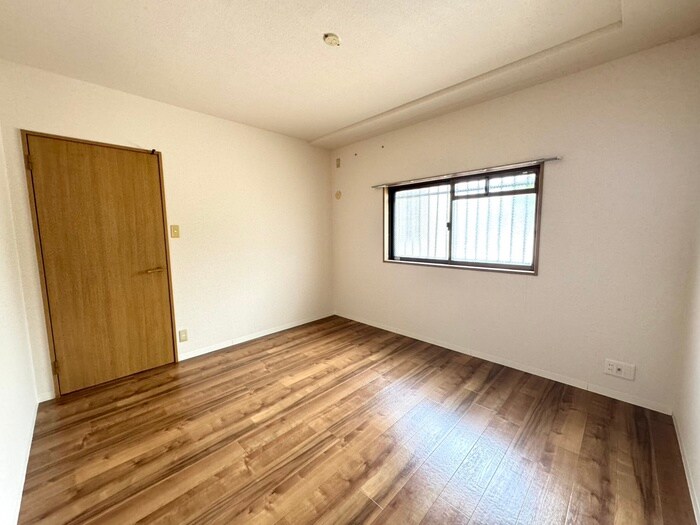 物件内観写真22　(居室)