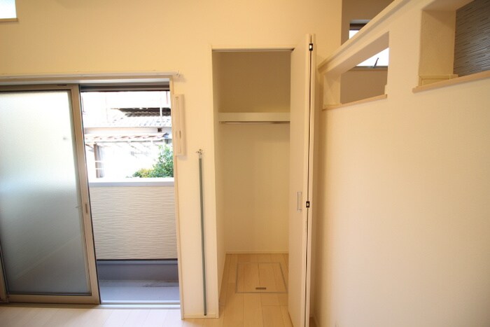 物件内観写真14　(収納)