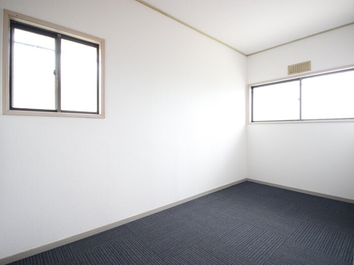 物件内観写真21　(居室)