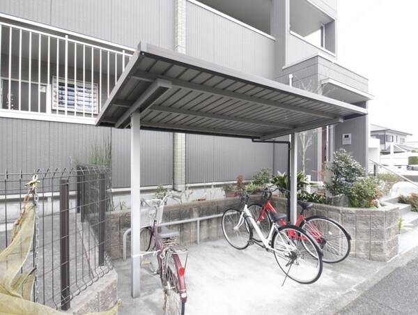 駐輪場