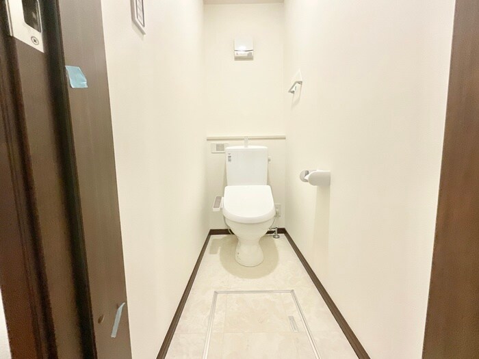 物件内観写真15　(トイレ)