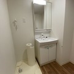 物件内観写真12　(洗面)