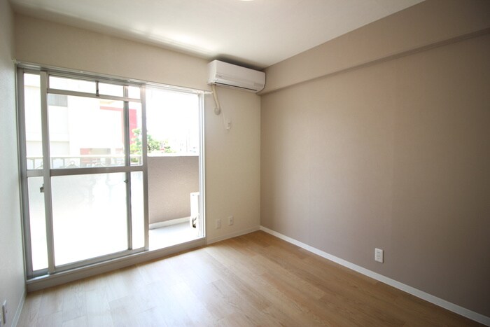 物件内観写真16　(居室)