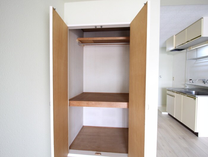 物件内観写真8　(収納)