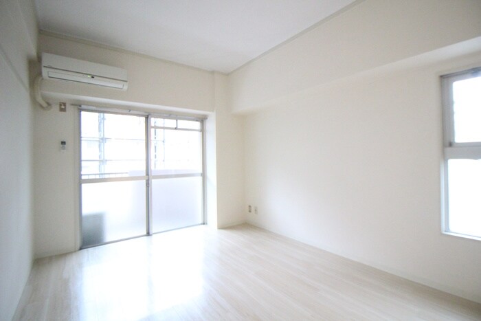 物件内観写真18　(居室)