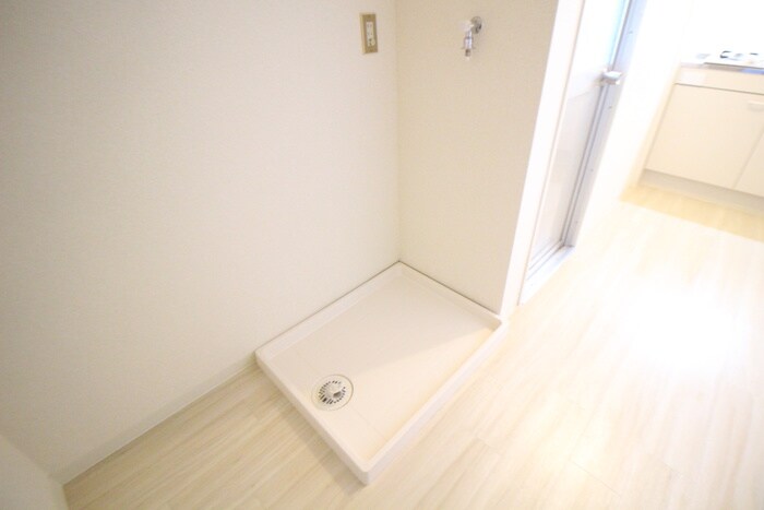 物件内観写真19　(洗濯機置場)