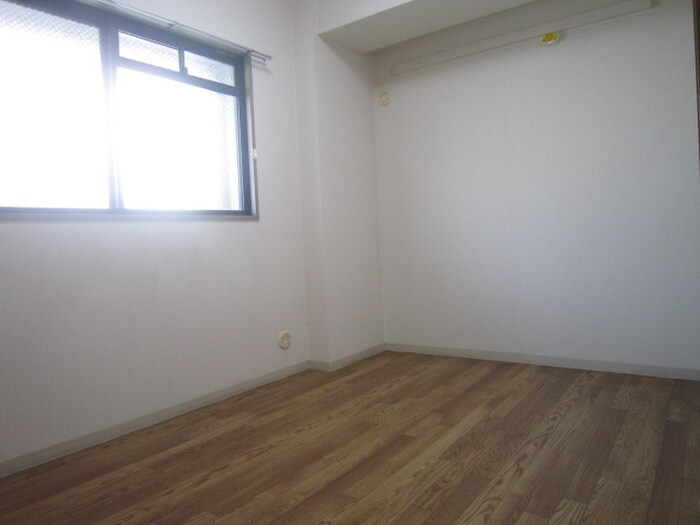 物件内観写真13　(居室)