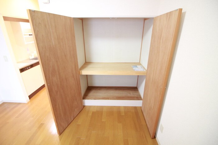 物件内観写真9　(収納)